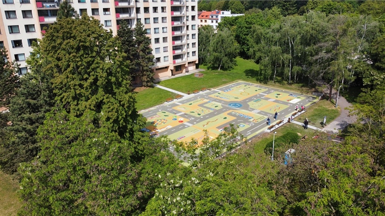 Praha 8 otevřela unikátní dopravní park pro děti