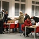 Občané diskutují s npor. Jiřím Haškem z MOP Kobylisy (setkání s občany v Troji 23.11.2015)